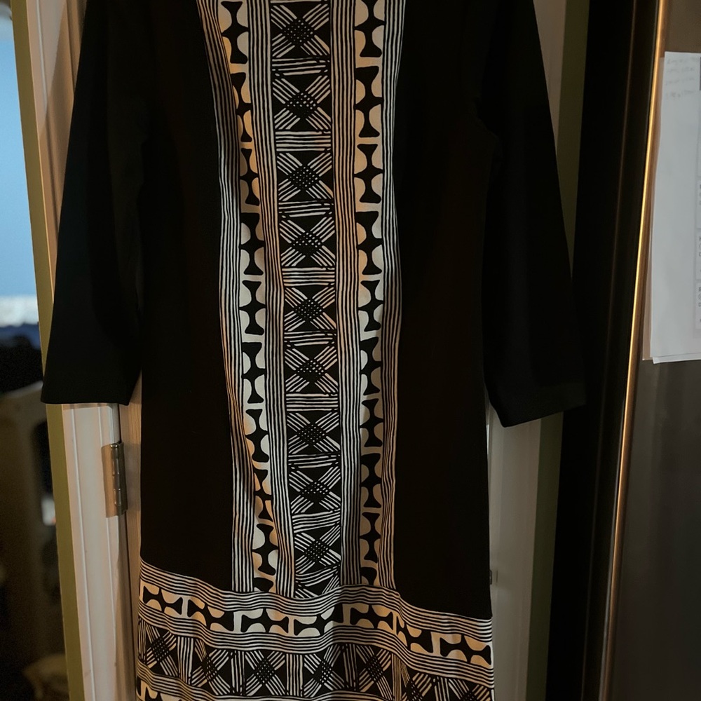 Elegant Black and White Patterned Dress